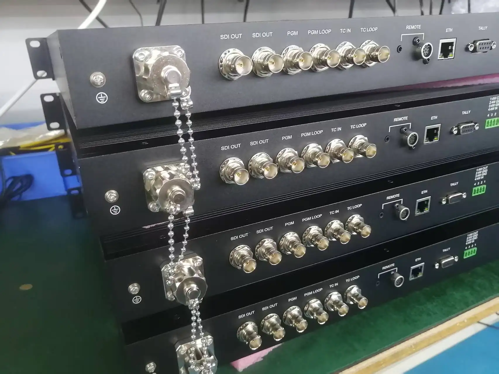 Multi-Camera 4K/HD Broadcasting Camera Fiber Equipment with CCU for Live Events, Concerts, Sports and Television Broadcast