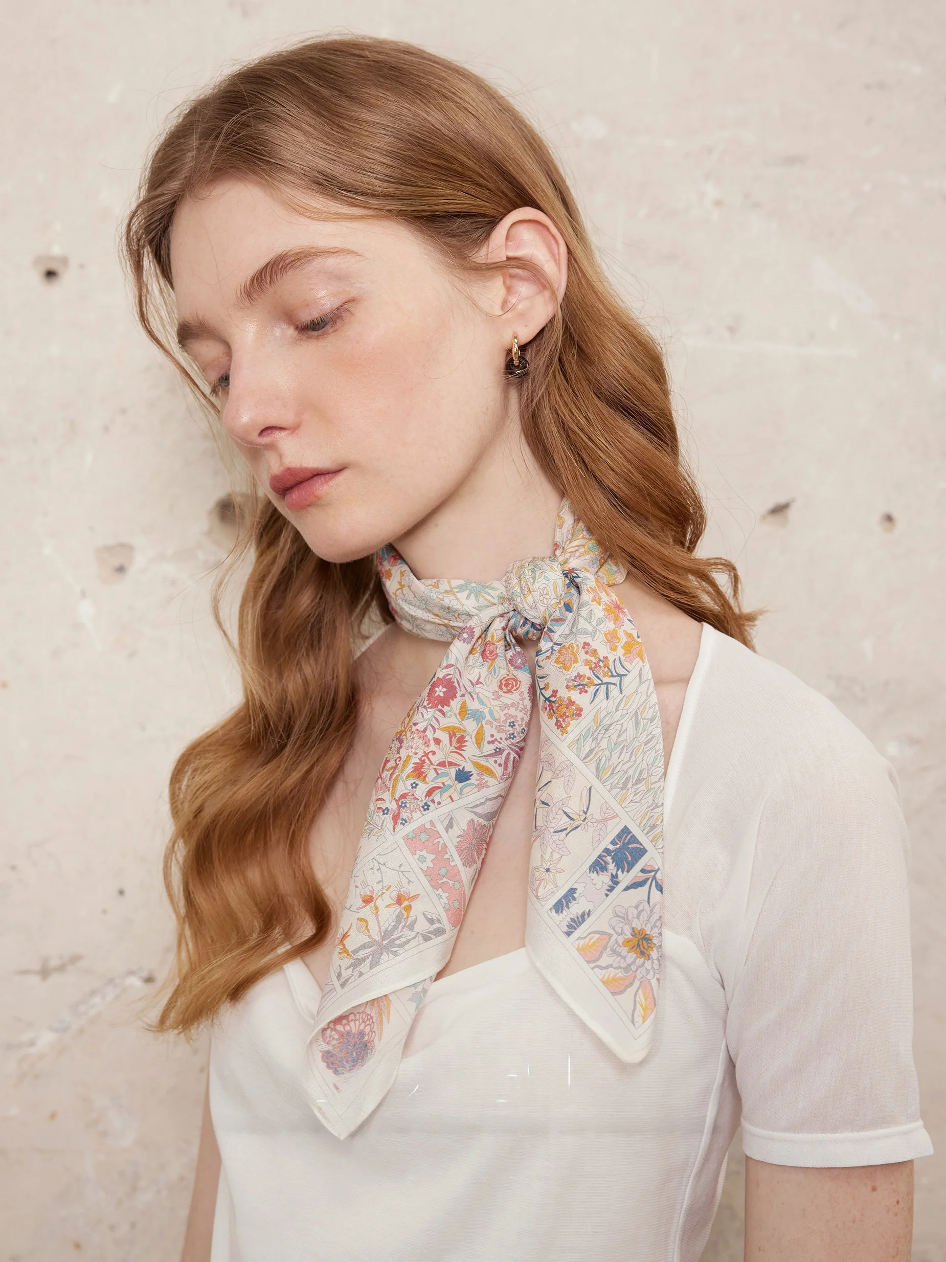 モナガーデン-00-桑シルクスカーフ-レディース-春夏-ハイエンド-プレッピースタイル-刺繍ネックスカーフ-おしゃれなアクセサリー