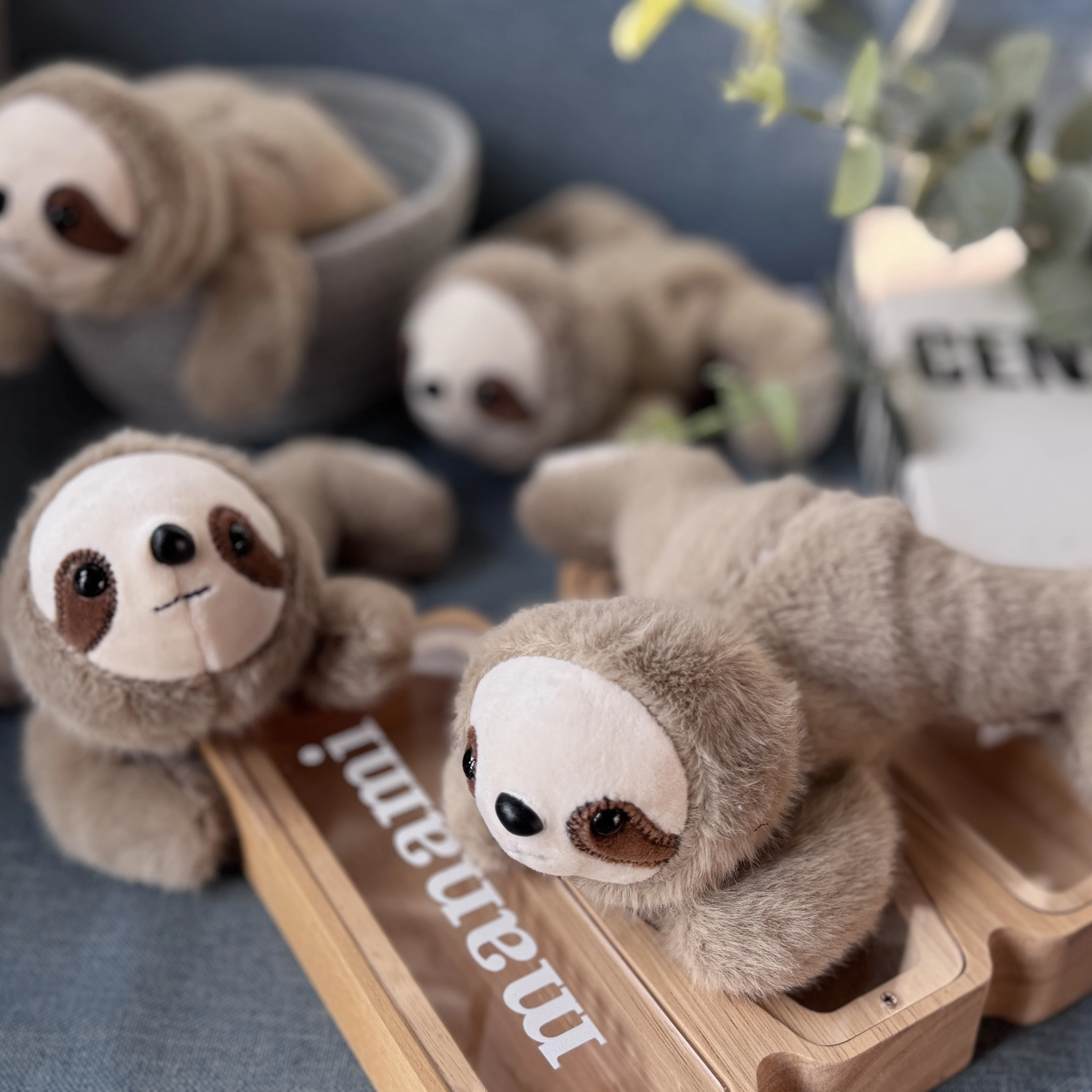 ตุ๊กตาสลอธจำลองขนาด 20 ซม. ตุ๊กตาสัตว์นุ่มนิ่ม ของตกแต่งบ้าน ของขวัญวันเกิด