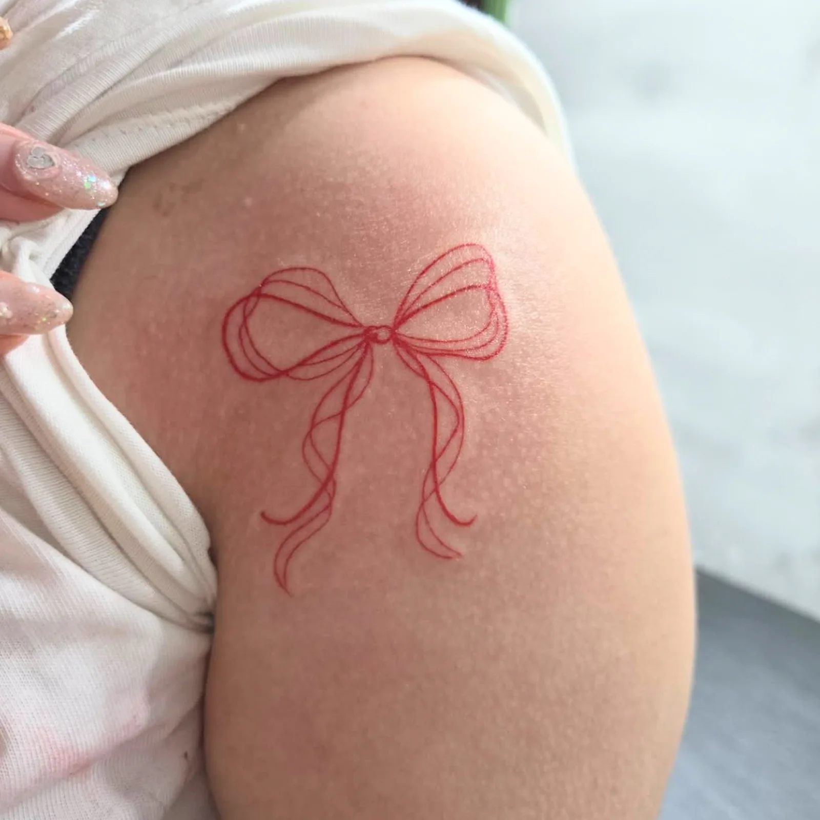 Red Bow Tattoo Sticker for Women, Temporary Tattoo Waterproof Long-Lasting, Cute Ribbon Butterfly Design for Girls