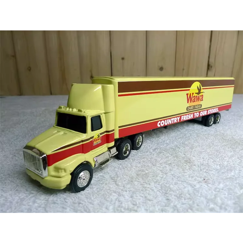 

Diecast ERTL 1:64 Scale WAWA American Out-of-print Alloy Car Model Collectible Toy Gift Souvenir Display Ornament