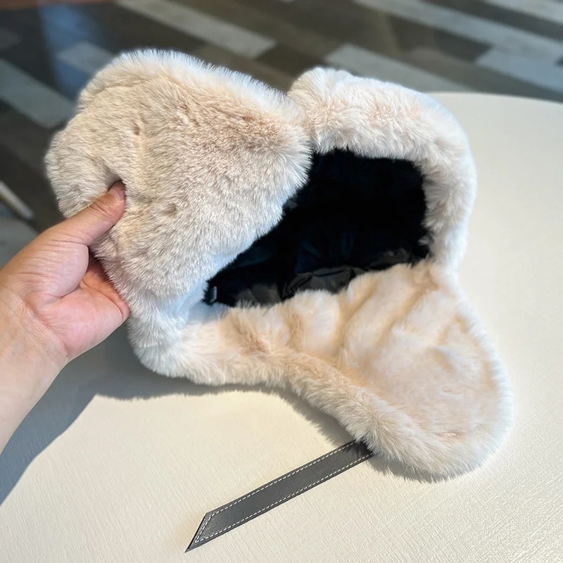 قبعة Lei Feng للسيدات للخريف والشتاء دافئة من جلد البولي يوريثان، قبعة قطيفة للتزلج في الهواء الطلق، قبعة أذن باردة مقاومة للرياح #4