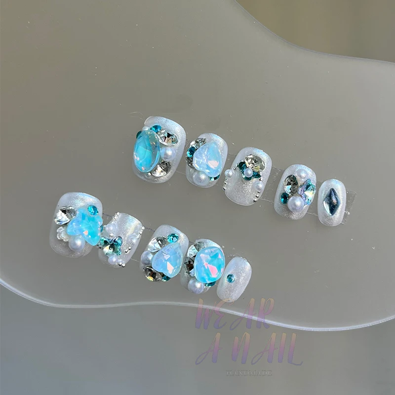 

Wearable Handmade Press on Nail Blue Ocean Decoracion Charms Luxury Full Cover Short Round Design Artificial Art Nail