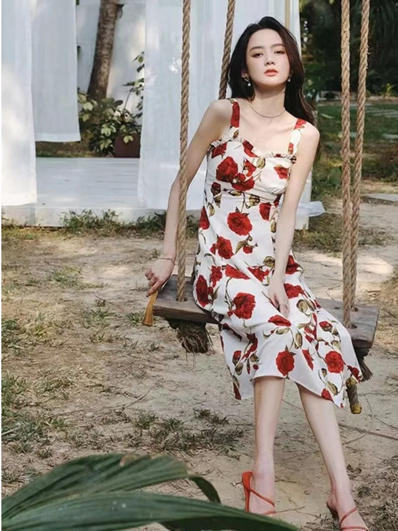 

Fragmented Blossom Skirt 2024 Sling Dress Summer Sleeveless Dress Women's French Mid length Skirt Design Sense Small New VE5J