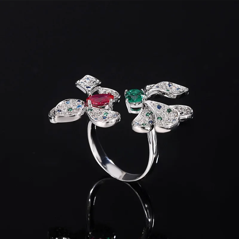 

Luxury Designer High Quality Red Green Oval Crystal Flower Adjustable Ring Women Jewelry Exquisite Elegant Fashion Accessories