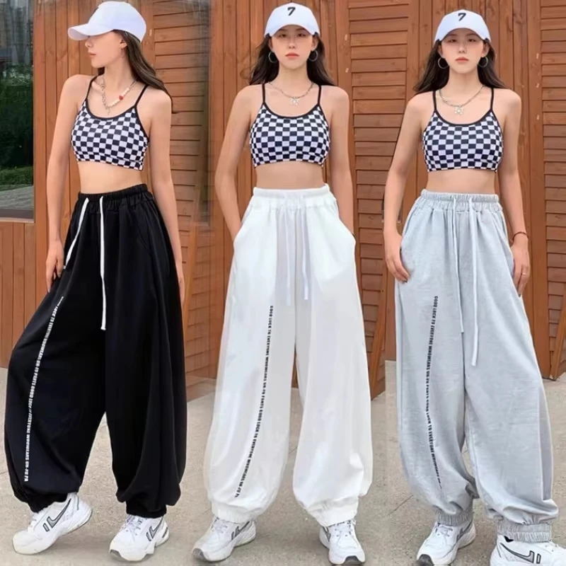 2026 Trendy Women Y2K Hip Hop 3 Colors Letter Print Quick Dry Jogger Pants Elastic Waist Comfy Streetwear Trousers for Dance