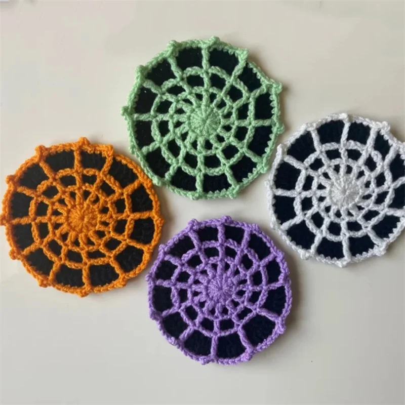 Eccentric personality Funny Spider web coasters Hand crocheted Heat insulation anti-scalding Halloween party decoration coasters