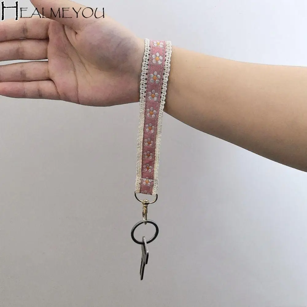 

Sweet Anti-Lost Lace Wrist Strap Cloth Pendant Flower Keychain Colourful Exquisite Trinket Bag Braided Rope Women
