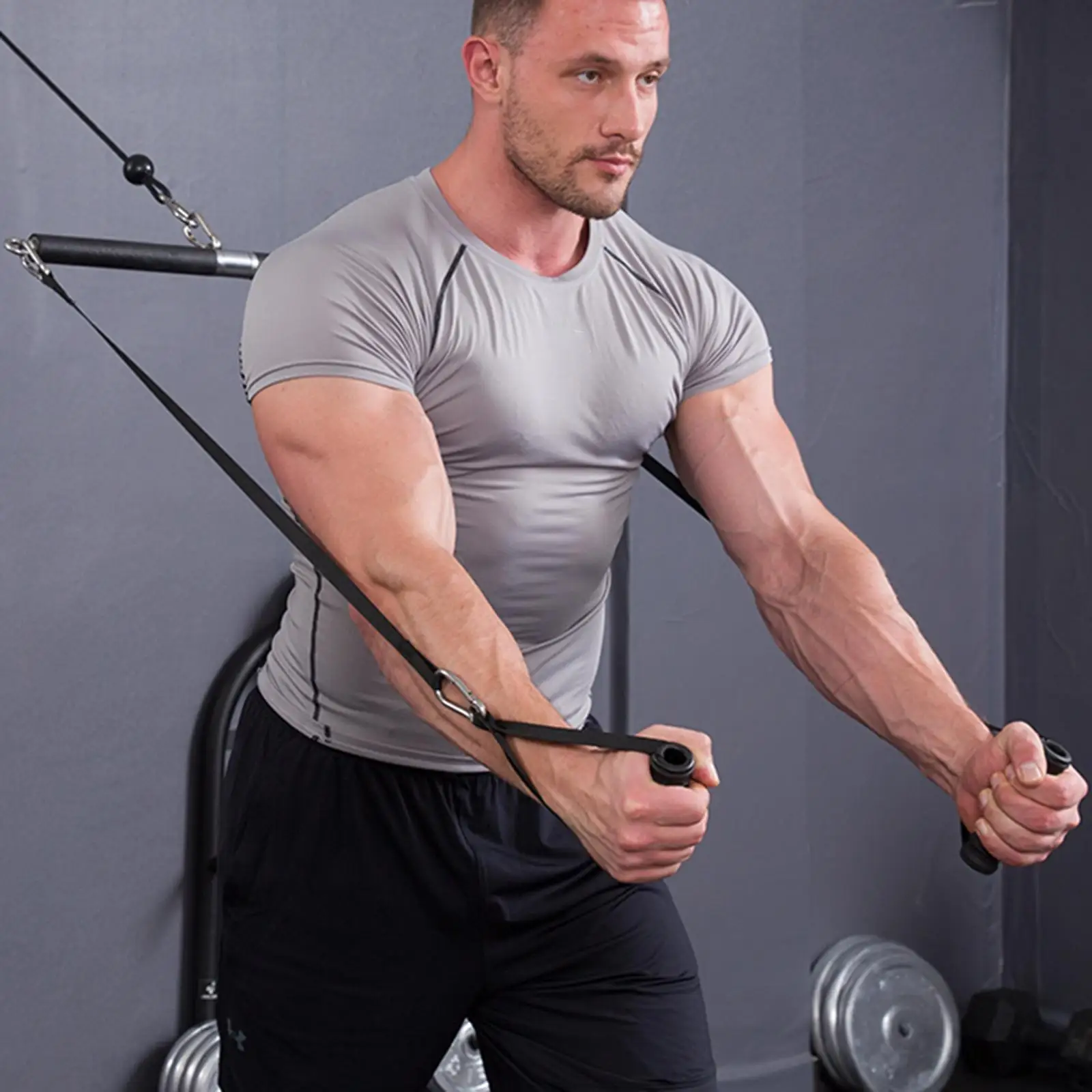 Maxi Size Kullanımıyla Güçlü Bir Egzersiz Deneyimi: Tricep Rope Straight Bar Kablo Makinesi Aksesuarı İncelemesi