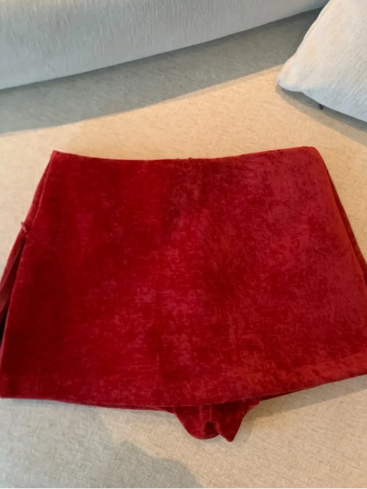 Red Sexy Knitted Woolen  Skirt Women's High Waist A-Line Bodycon Design Autumn Winter New Style Short Skirt Pants