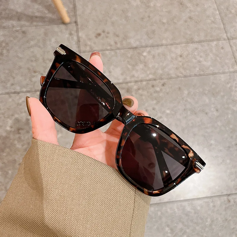 Koreański stylowy okulary przeciwsłoneczne męskie kobiety nowe kwadratowe ochrona UV damskie okulary przeciwsłoneczne wysokiej jakości okulary przeciwsłoneczne