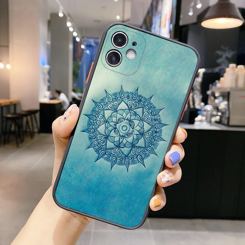 Matte Phone Case for iphone 14 15 Pro XS Max 13 8 7 6S Plus 12 11 XR X SE Abstact Elephant Mandala Translucent Case Funda Shell