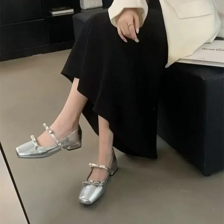 Sepatu Baru 2025 Sepatu Wanita Hak Tinggi Gaun Simpul Pita Musim Gugur Elegan Nyaman Musim Panas Musim Gugur Mary Janes Baru