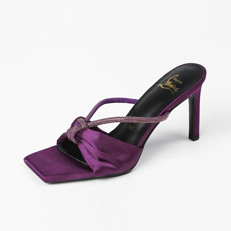 

2026 женские фиолетовые атласные тапочки на высоком каблуке, босоножки на шпильке со стразами, вечерние вечерние клубные модные туфли Q-515