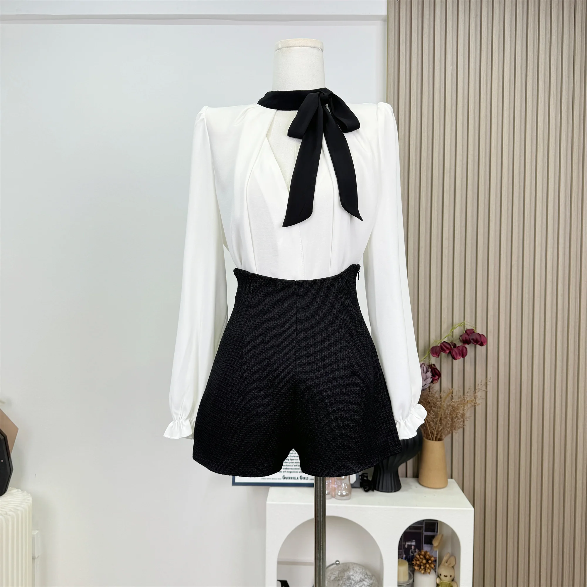 

2025 Summer Women Old Money Vintage Shoujo 2000s Aesthetic Outfits 2 Piece Set Long Sleeve French Shirt + High Waist Shorts