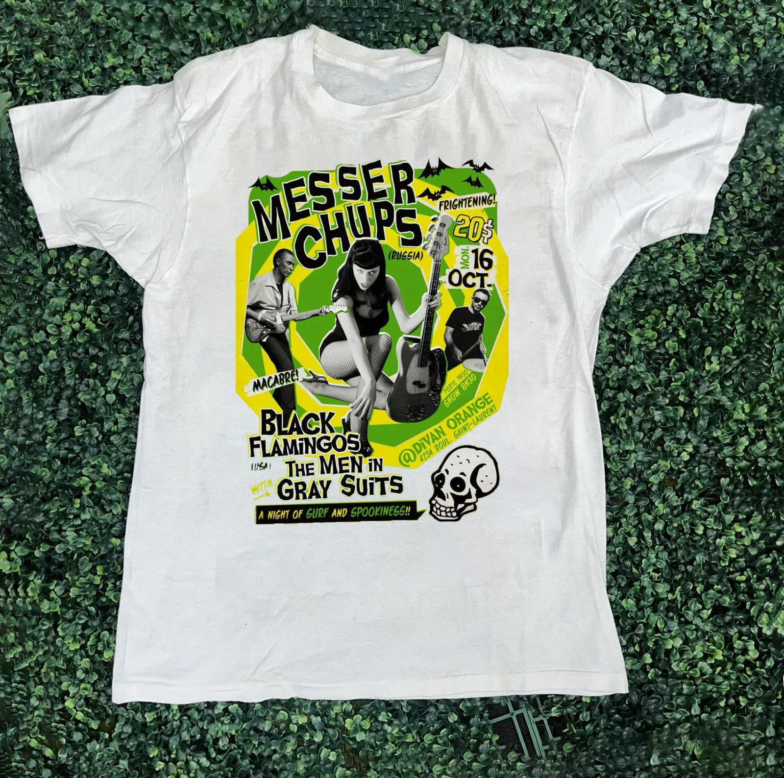Messer Chups Black Flamingos The Men In Gray Suits Baumwoll-T-Shirt