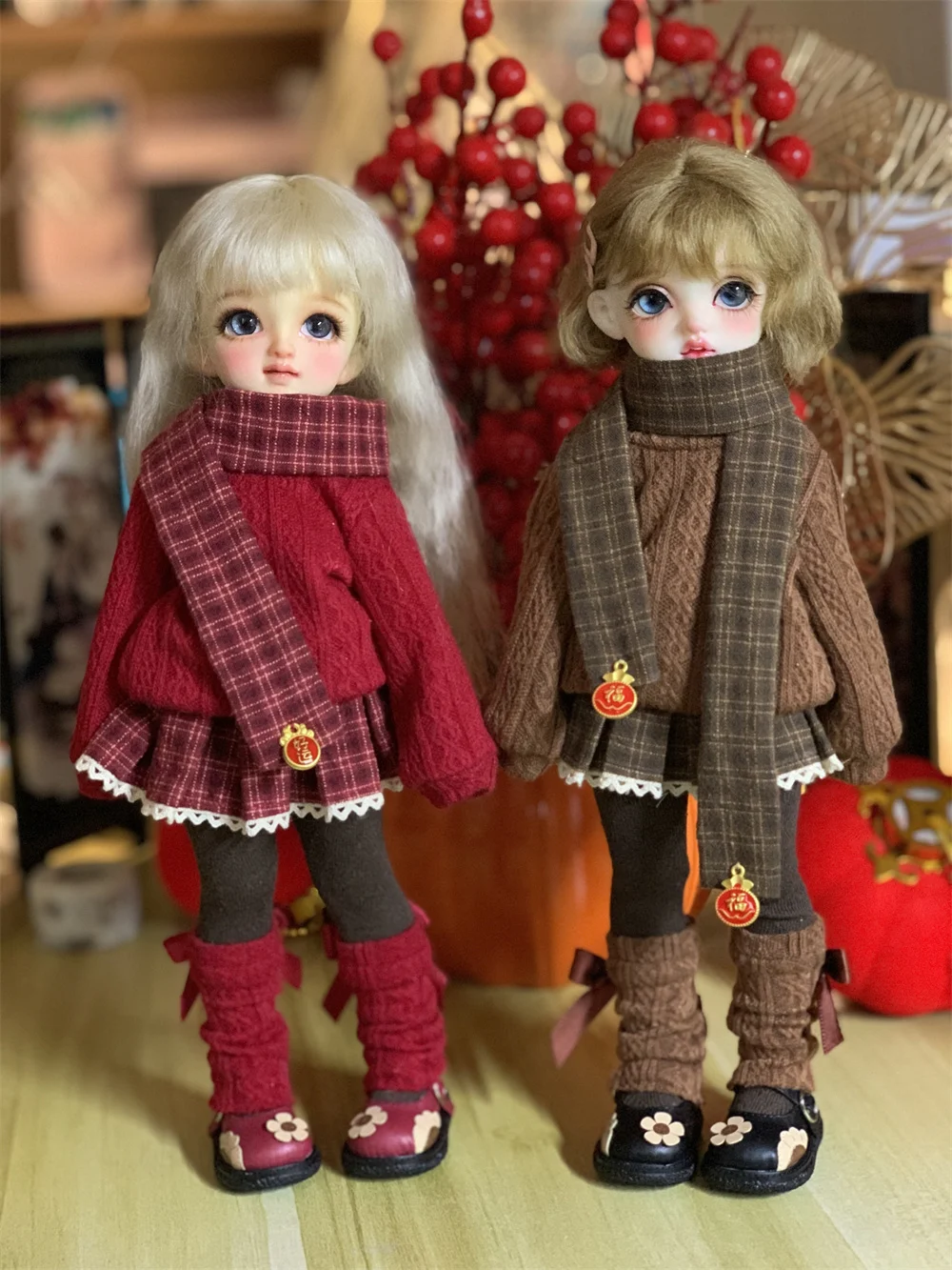 BJD doll clothes suitable for 1/4 1/5 1/6 size sweater pleated skirt clothes set doll accessories (5 points)