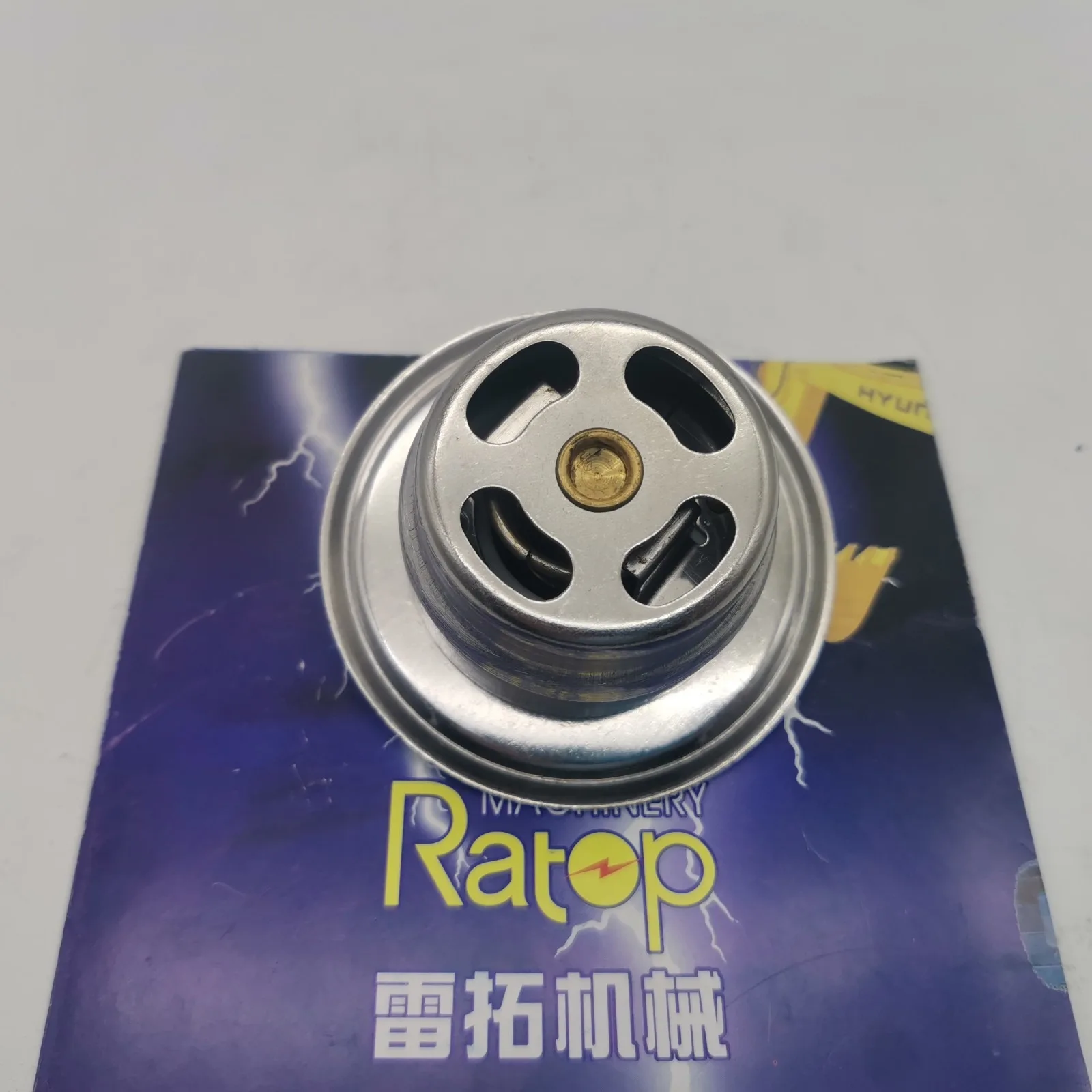 Dieselmente Onderdelen Thermostaat 1118010 111-8010 voor Caterpillar Motor C9 3304 3306