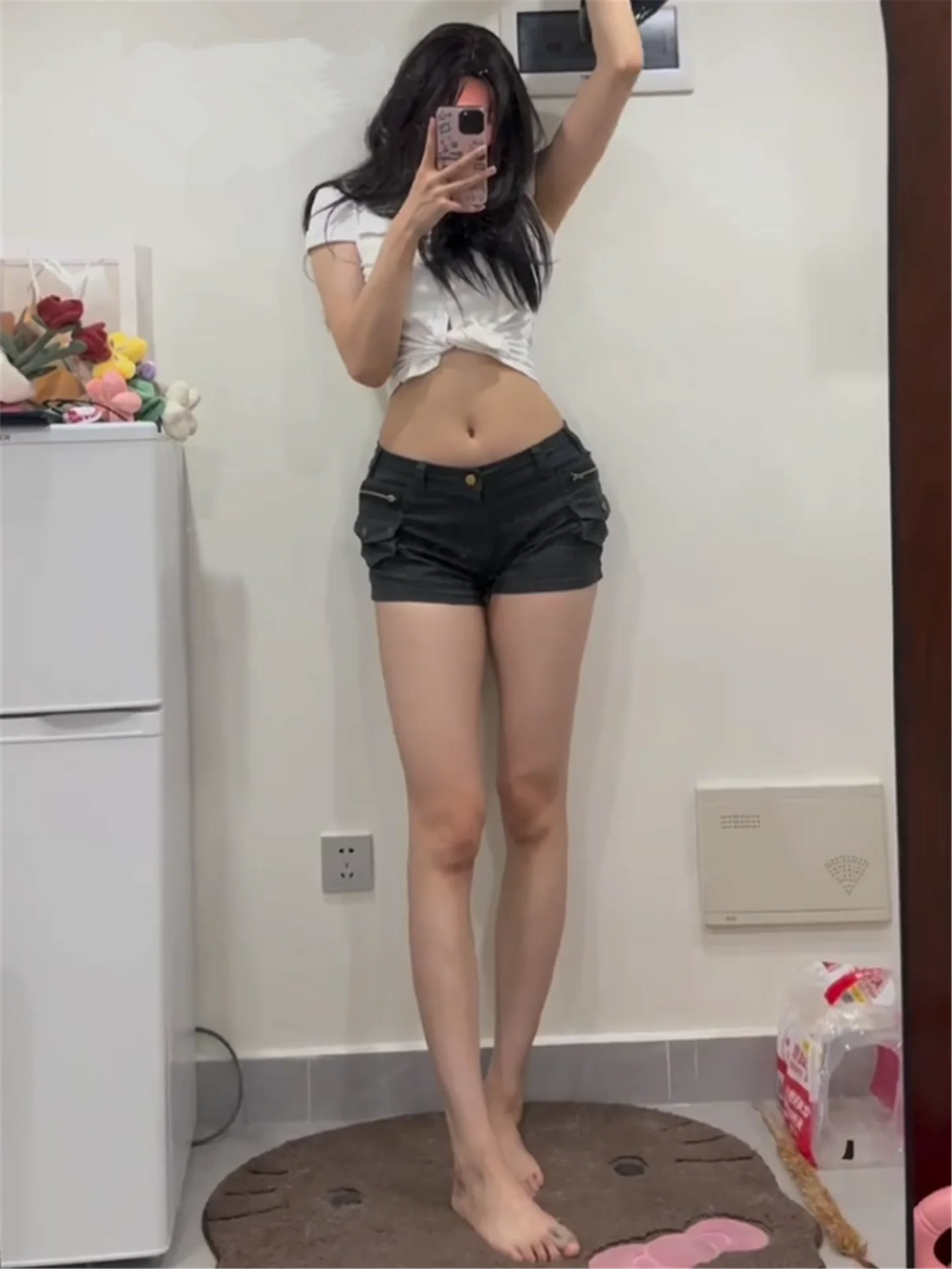 

Grey Slim Fit Low Waist Denim Shorts Women's Fashioned with Multiple Pockets Vintage American Retro Style Casual Summer Pants