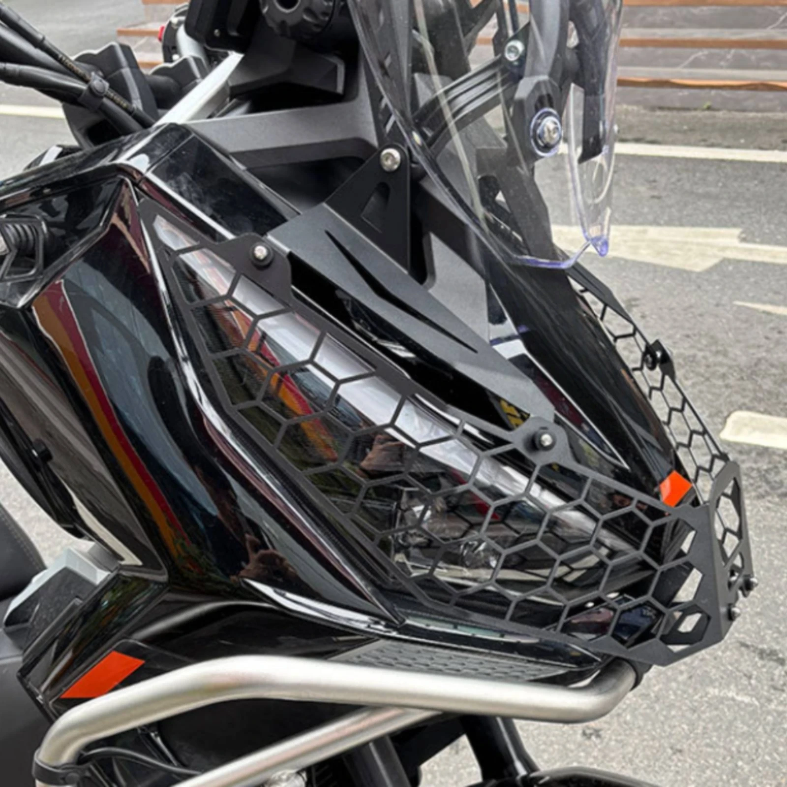 Zontes 368G Headlight Guard Rugged Honeycomb Mesh Headlight Guard Motorbike Light Cover Sturdy Black for Everyday Road Riding