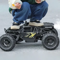 Big 4/6WDRC CAR with Led lights 2.4G Cross-country Climbing Spray Racing Car Remote Control Electric Car Fall Resistant Boy Toys