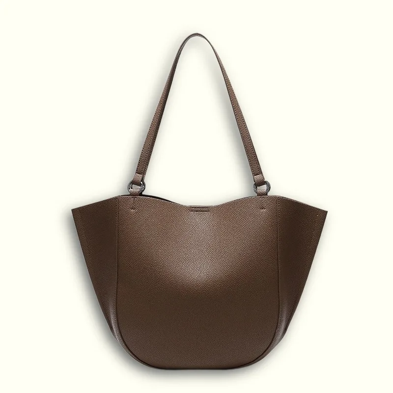 

Authentic Leather Female Bag Niche Design Leisure Tote Spacious Single Shoulder Bag Trendy Minimalist Personalized Sub Pack