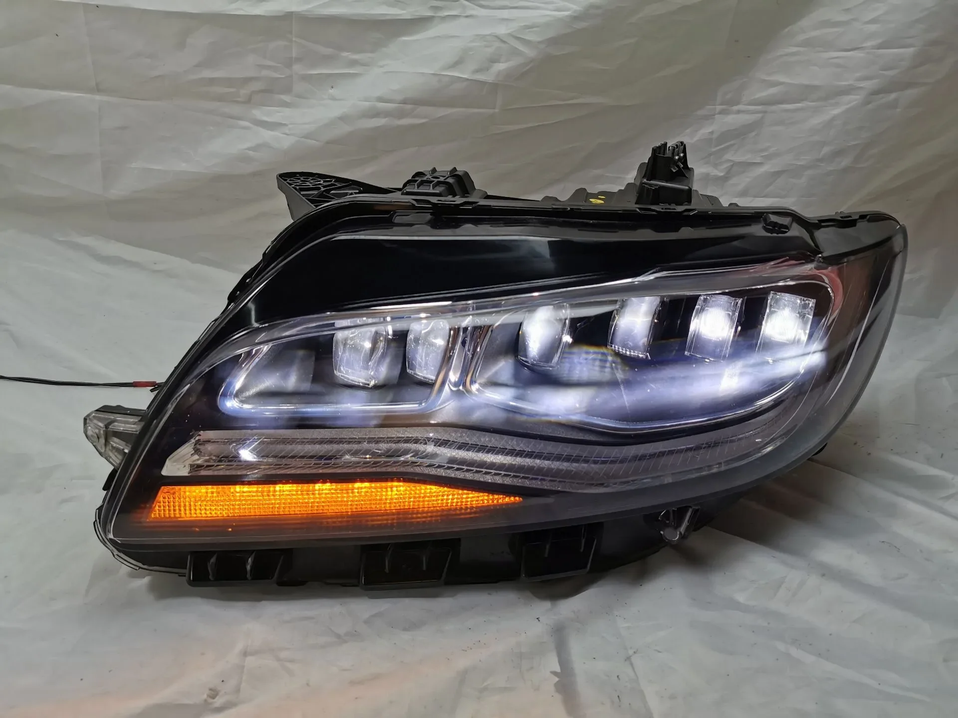 

Car Front Led Headlight Daytime Running DRL Head lamp Low High Beam Turn signal for Lincoln MKZ 2019