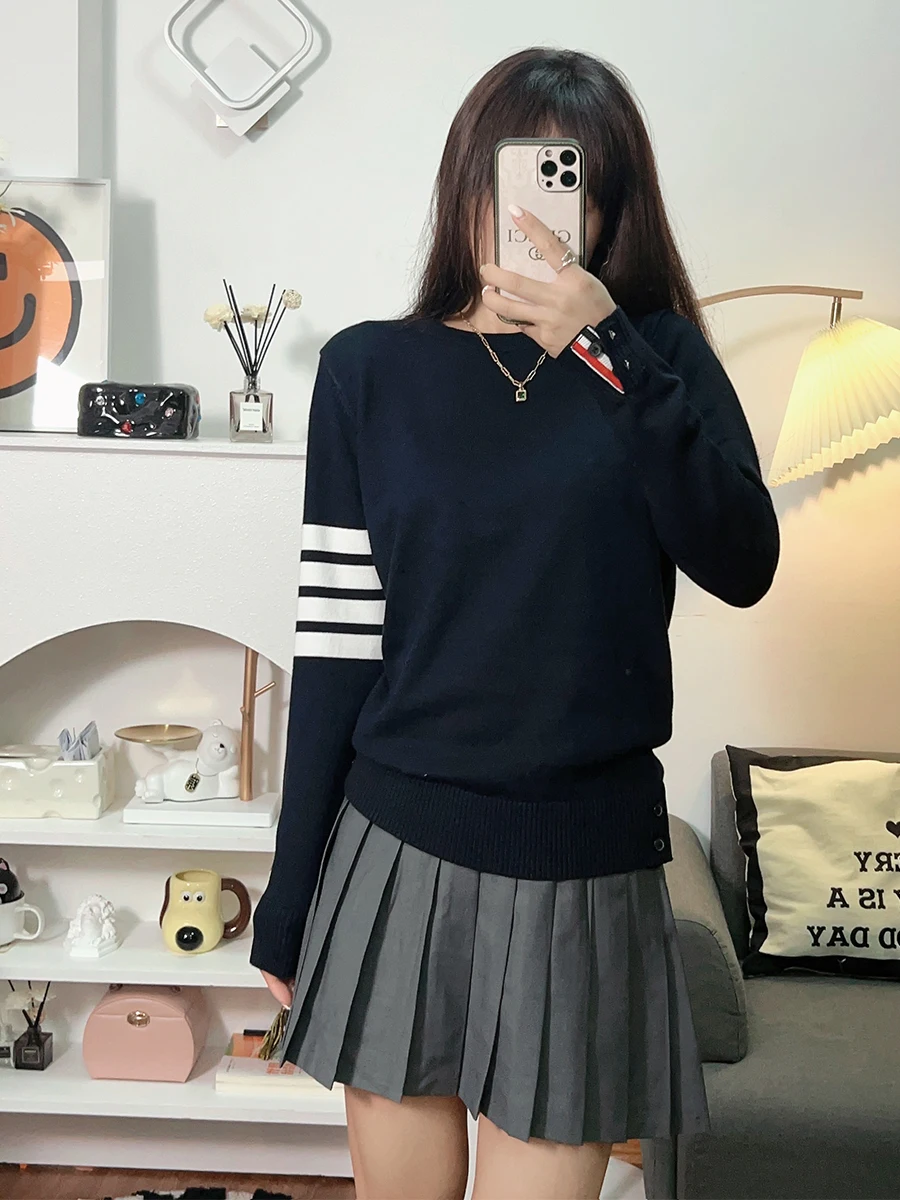 

Classic round Ne Wool Base irt Soft Cozy Women's Knitted Sweater Blue Winter Inner Wear Thiened Long Sve Slim Fit