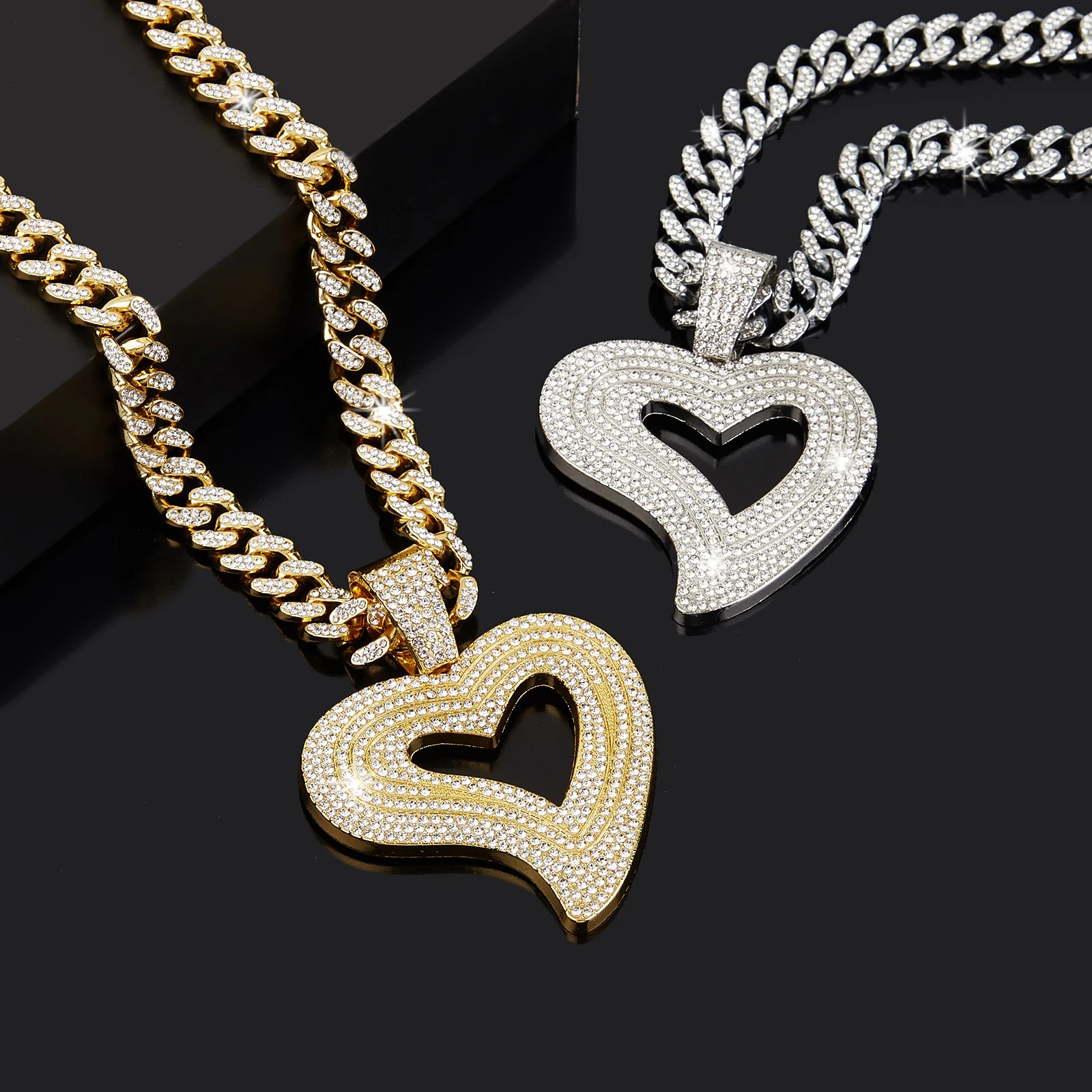 1pc nuovo arrivo classico ciondolo decorativo con strass a forma di cuore, coppia stile Hip-Hop per l\'uso quotidiano da uomo e da donna