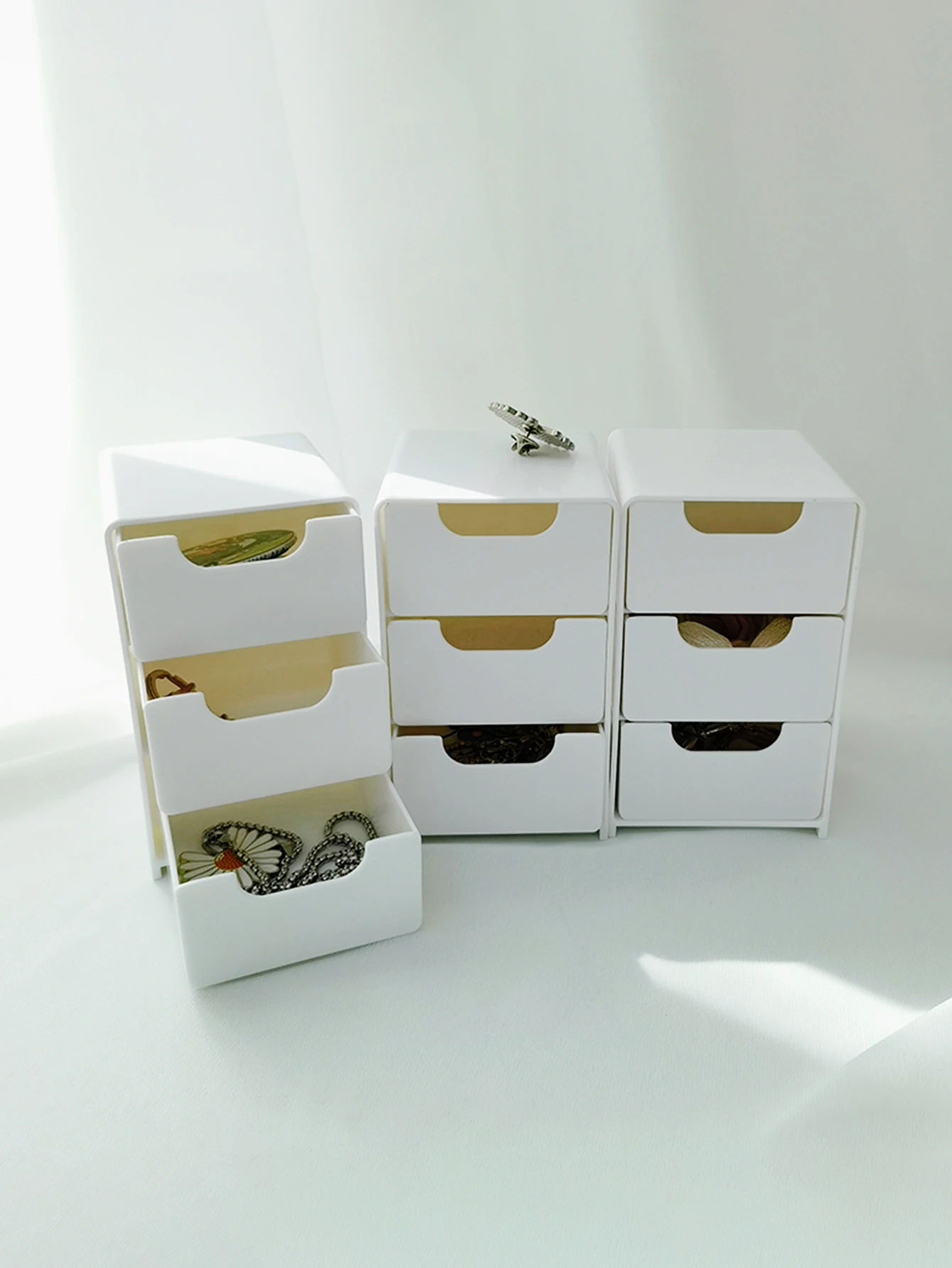 Mini Desktop Storage Box, Drawer Style Hand Account For Organizing Nail Tools, Three-Layer Compartmentalized Jewelry Storage