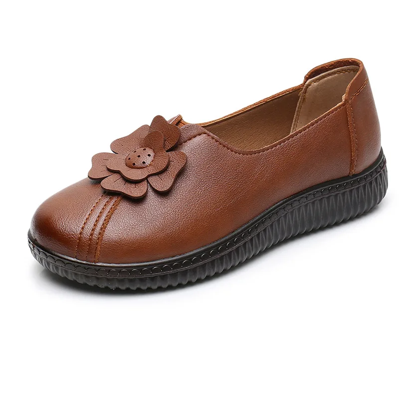 2023 New Spring /autumn Leather Women's Shoes Casual Slip-on Loafers Ladies Sneakers Comfortable Flat Shoes Women Driving Shoes