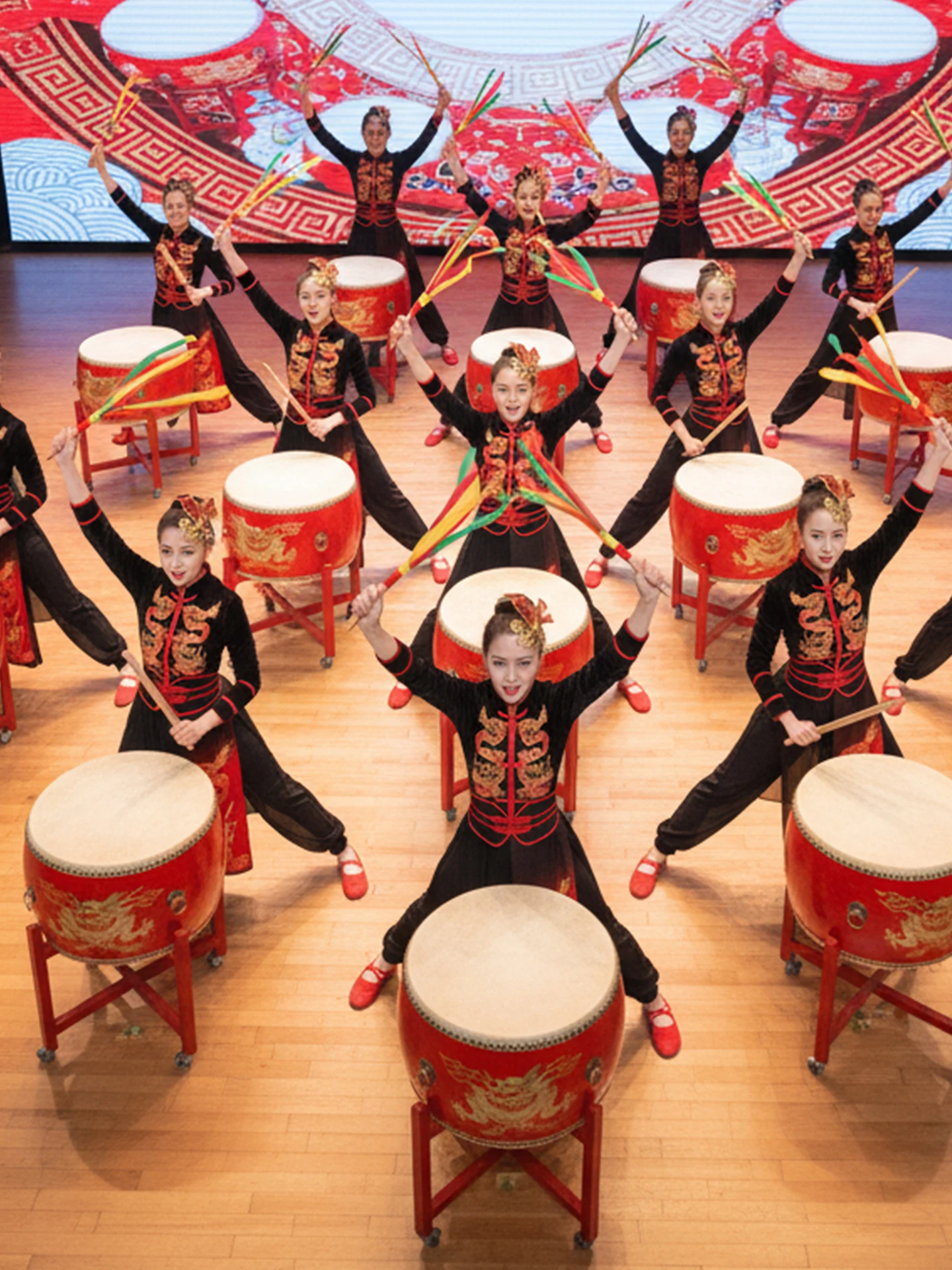 

Новый женский костюм для барабанного танца 2025 года, праздничный традиционный этнический сценический наряд для взрослых, зимний, из полиэстера