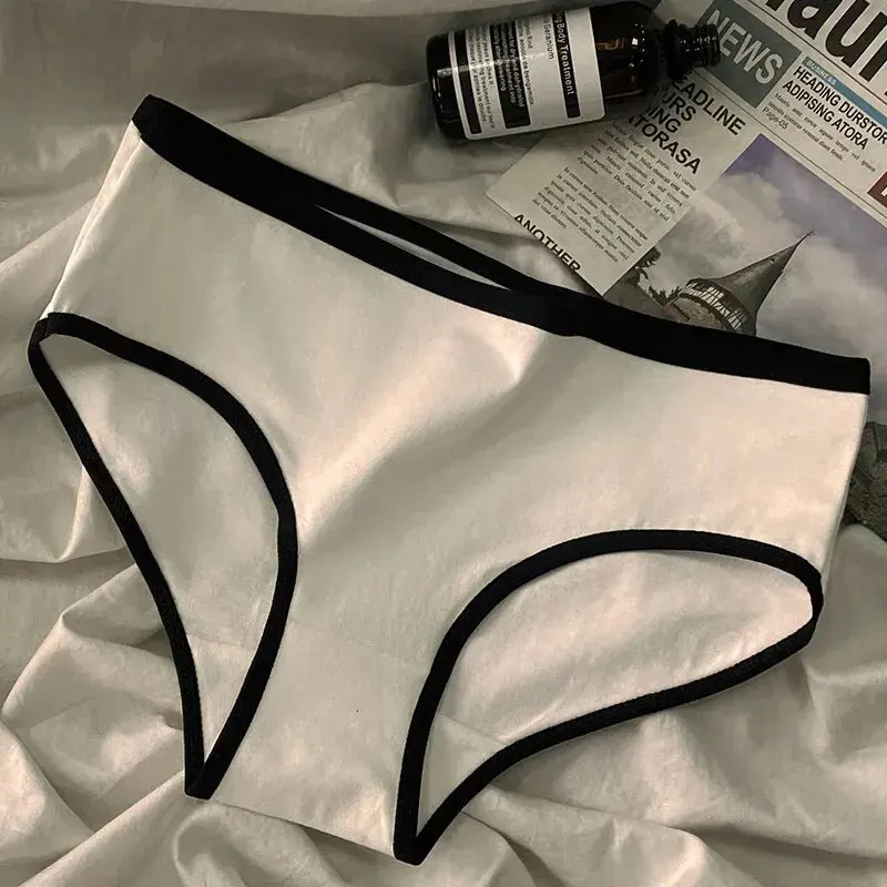 3pcs Sports Cool Style Minimalist Girls\' Underwear Mid Waist Japanese white black  Cotton Women\'s Triangle