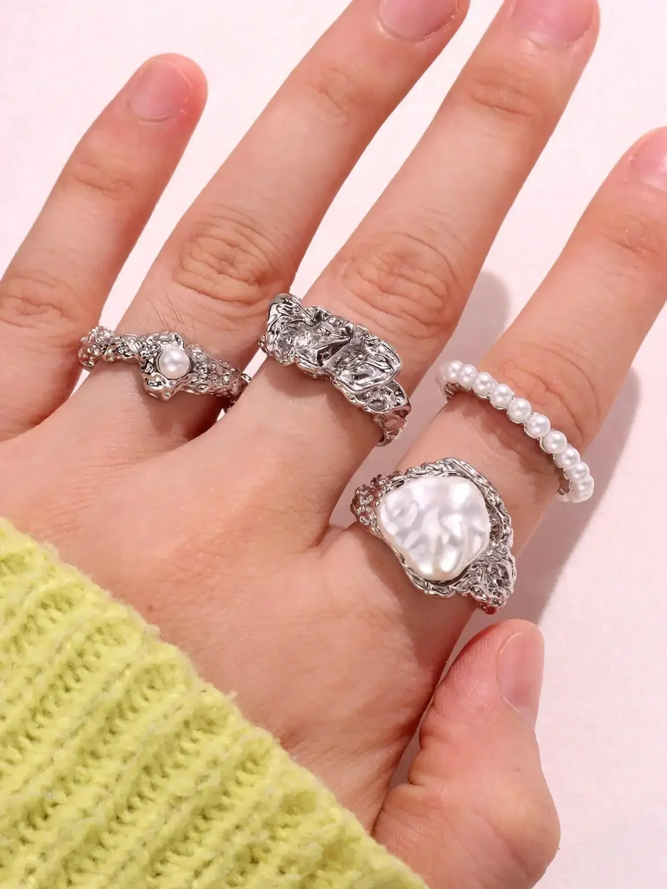 

4pcs/Set Fashionable Vintage Metal Geometric Pearl Rings Set For Women, Daily Wear & Festival Gifts