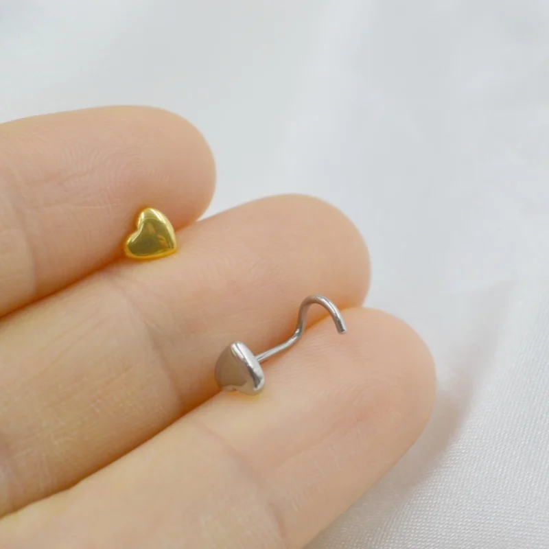 

Wholesale 50pcs/Lot Popular Heart Nose Stud Screw Surgical Steel Nose Ring Body Piercing 20g