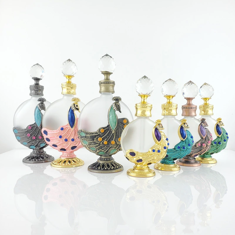 Creative Metal Base Handmade Painted Round Storage Bottle Peacock Decoration Perfume Glass Bottling Decoration Ornaments