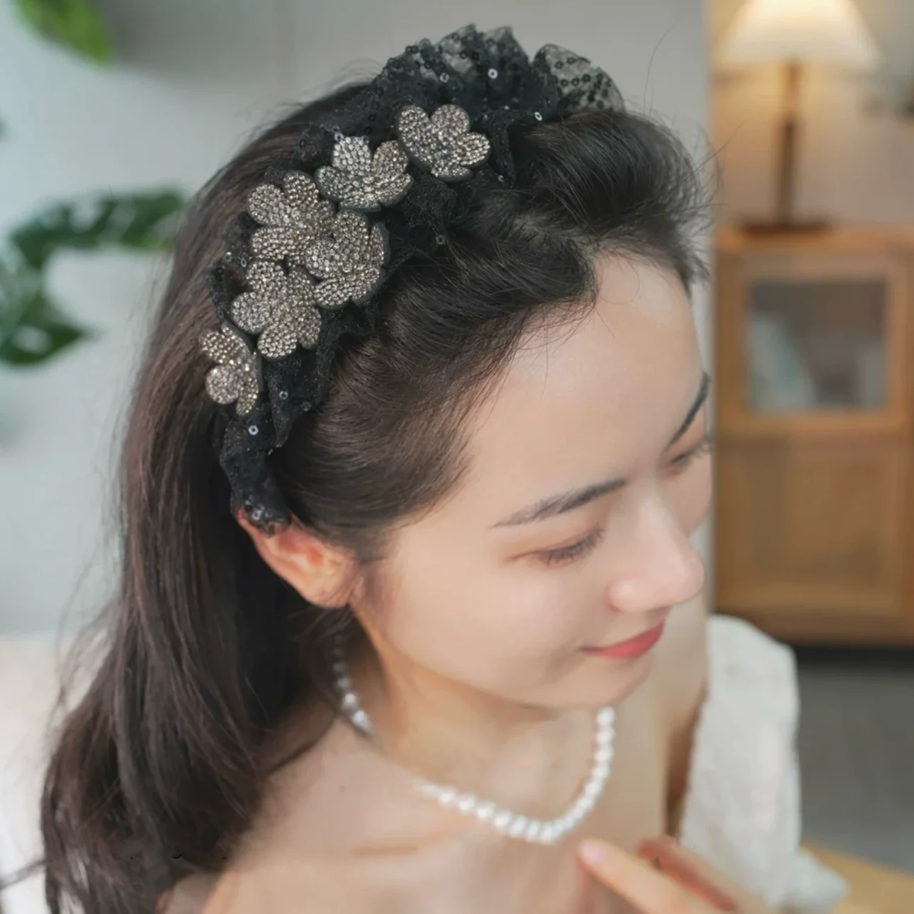 nova-tiara-de-cabelo-vazada-com-flores-de-diamante-para-primavera-verao-antiderrapante-confortavel-em-malha-de-seda-acessorio-de-cabelo-estilo-coreano