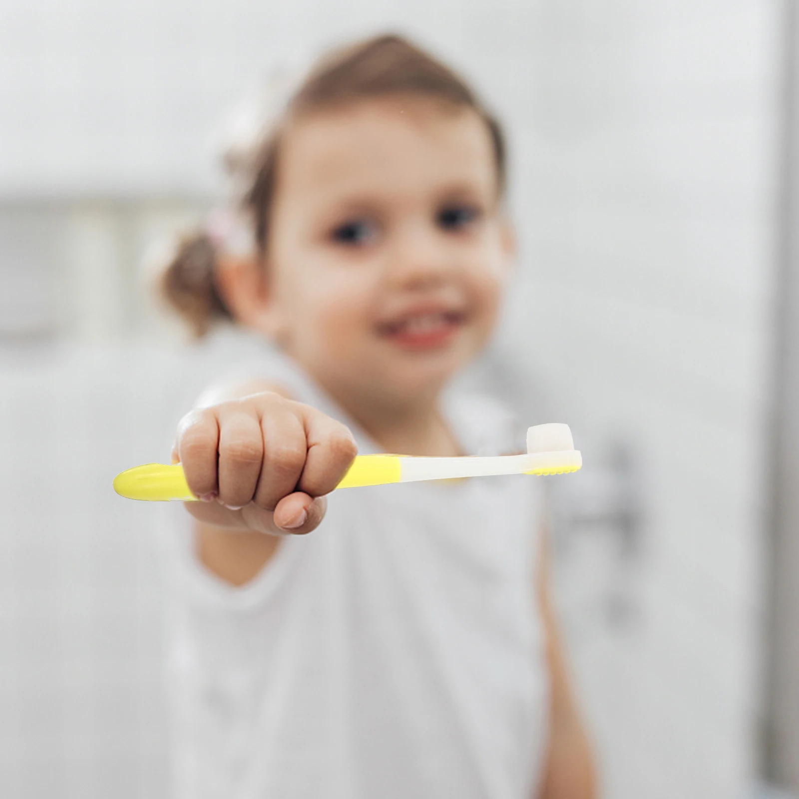 

1Pcs Toothbrush Supple Bristles Comfortable Non Slip Handle Teeth Cleaning Tool Manual Toothbrush Practical