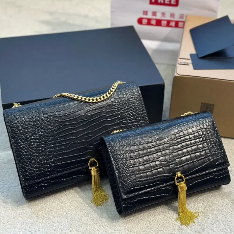 

Designer KATE MEDIUM CHAIN BAG WITH TASSEL IN CROCODILE EMBOSSED SHINY LEATHER Women Leather Shoulder Bags Crossbody Fashion