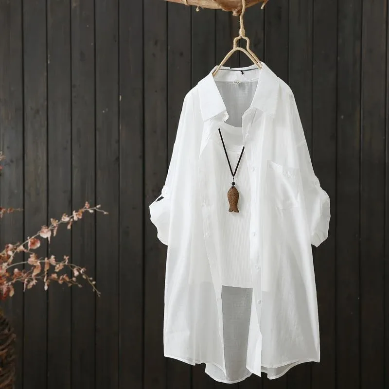 

Новая летняя коллекция солнцезащитных рубашек с длинными рукавами для женщин имеет длинный кардиган с кондиционером, которые можно носить поверх этого