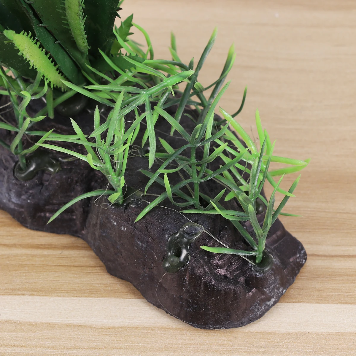 

Simulated Terrarium Pet Nest Decor Plant Green Faux Reptile Terrarium Decor Container Lifelike Pet Nest nament