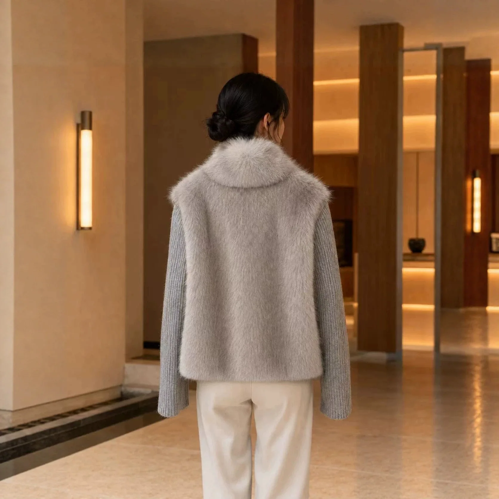 Faux Mink Patchwork Knit Sleeve Thick Short Women's Faux Fur Coat