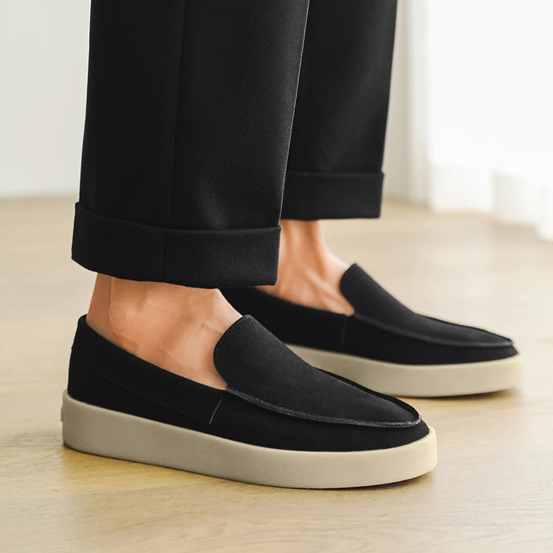 British Loafers Retro Casual Suede Leather Mens Casual Boat Shoes Moccasins Man Sneakers Slip on Footwear Male Adult Luxury