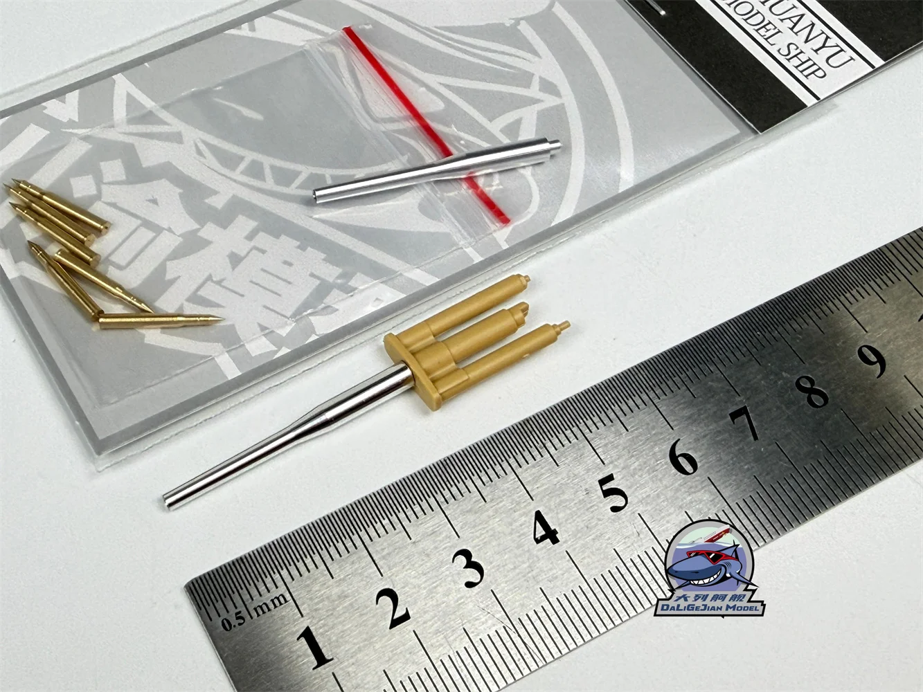 1/35 Scale Metal Barrel Shell  - Model Kit Academy ulasan dan harga