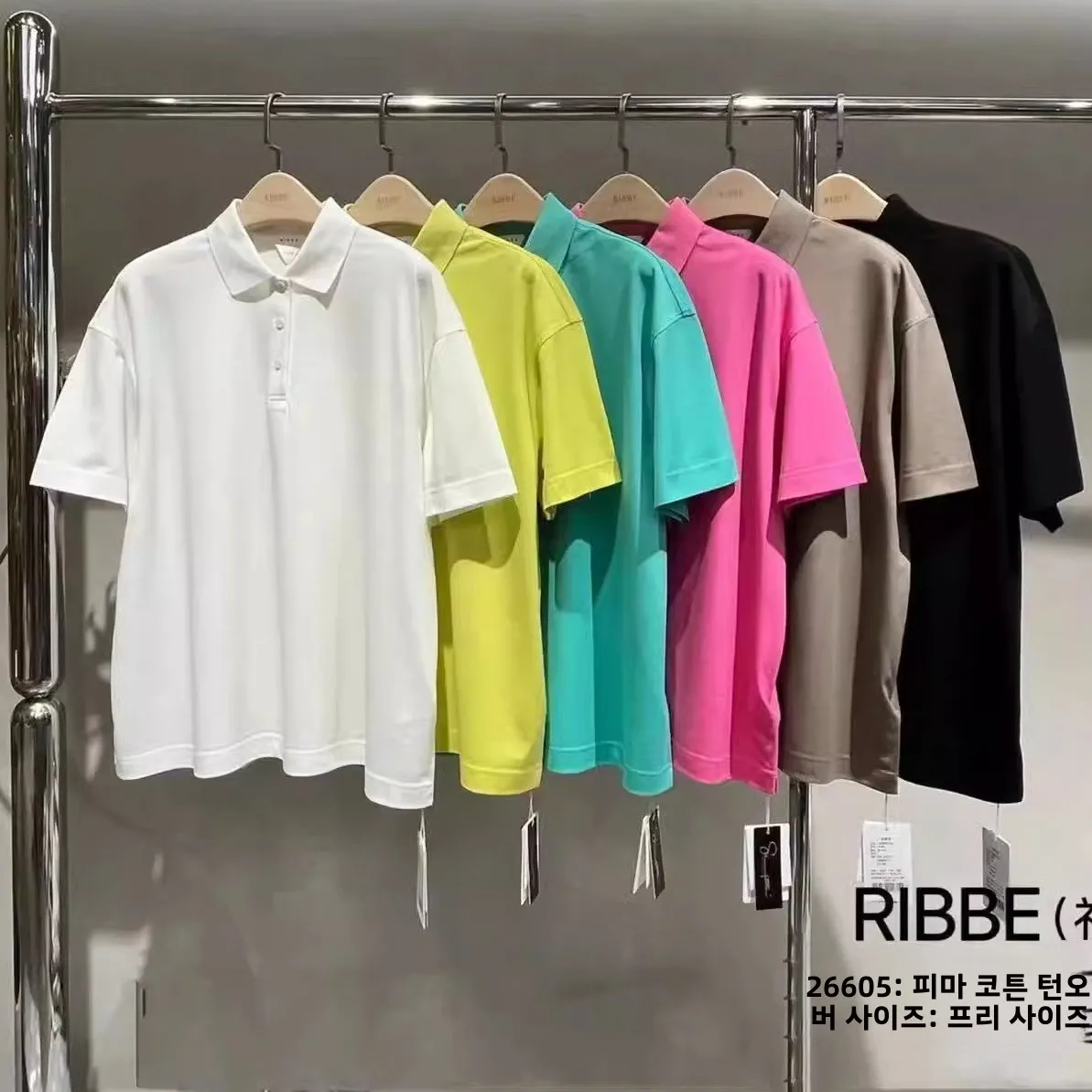민색 티셔츠로 완성하는 여름 스타일: 코튼 린넨 혼방 폴로 티셔츠의 매력