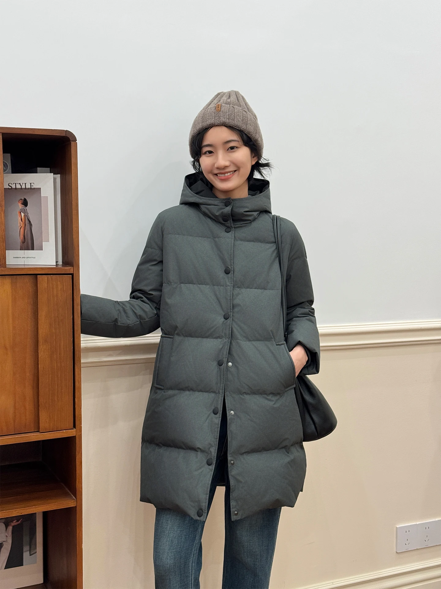 

ay Goose down Jaet Women's Mid-Length Single-Button Simptic Design Winter Coat Warm Polyester Fiber 90% down Fill
