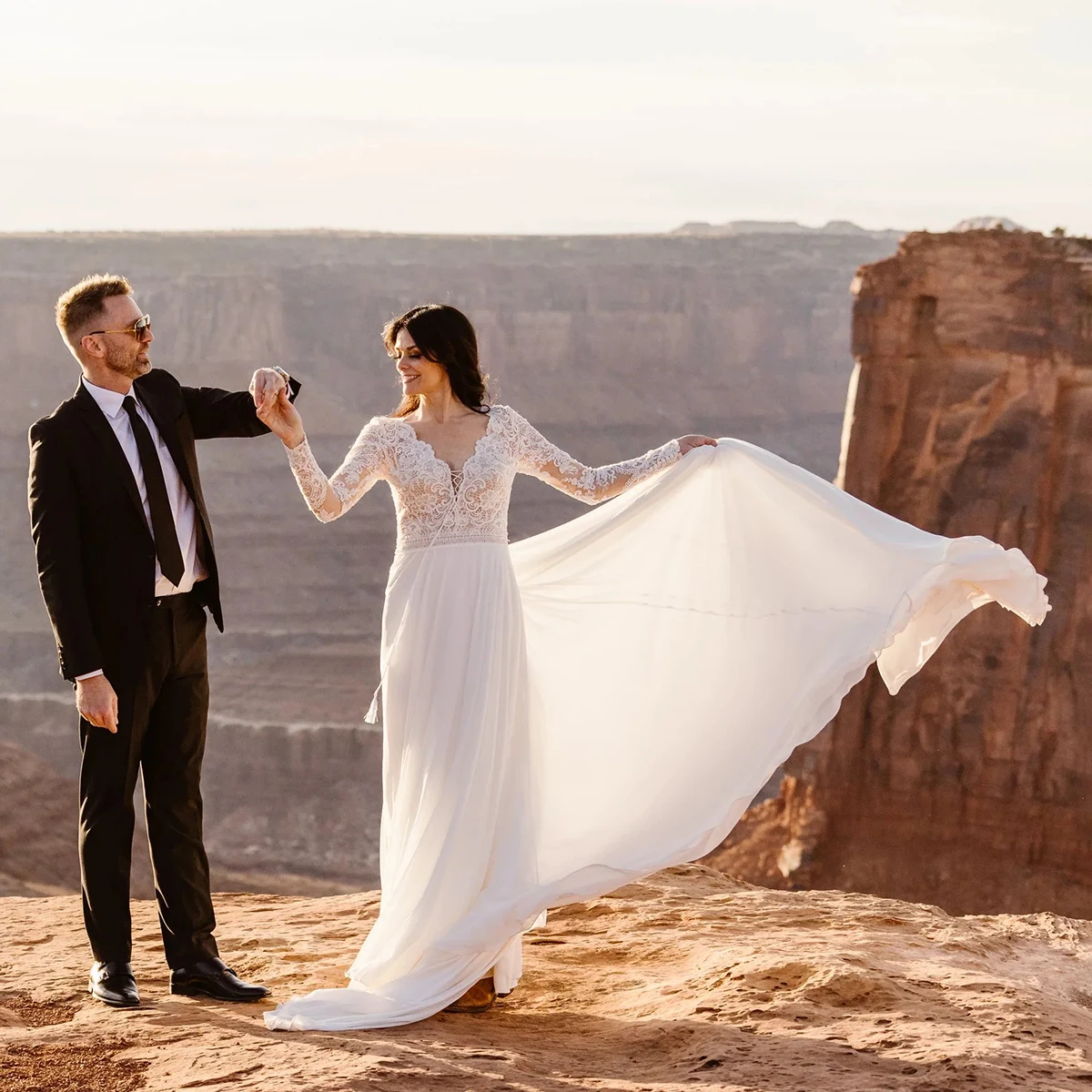 Long Fitted Sleeves V Neck Lace Wedding Dress Bohemian Chiffon Scalloped Neckline Criss Cross Tie Customized A Line Bridal Gowns