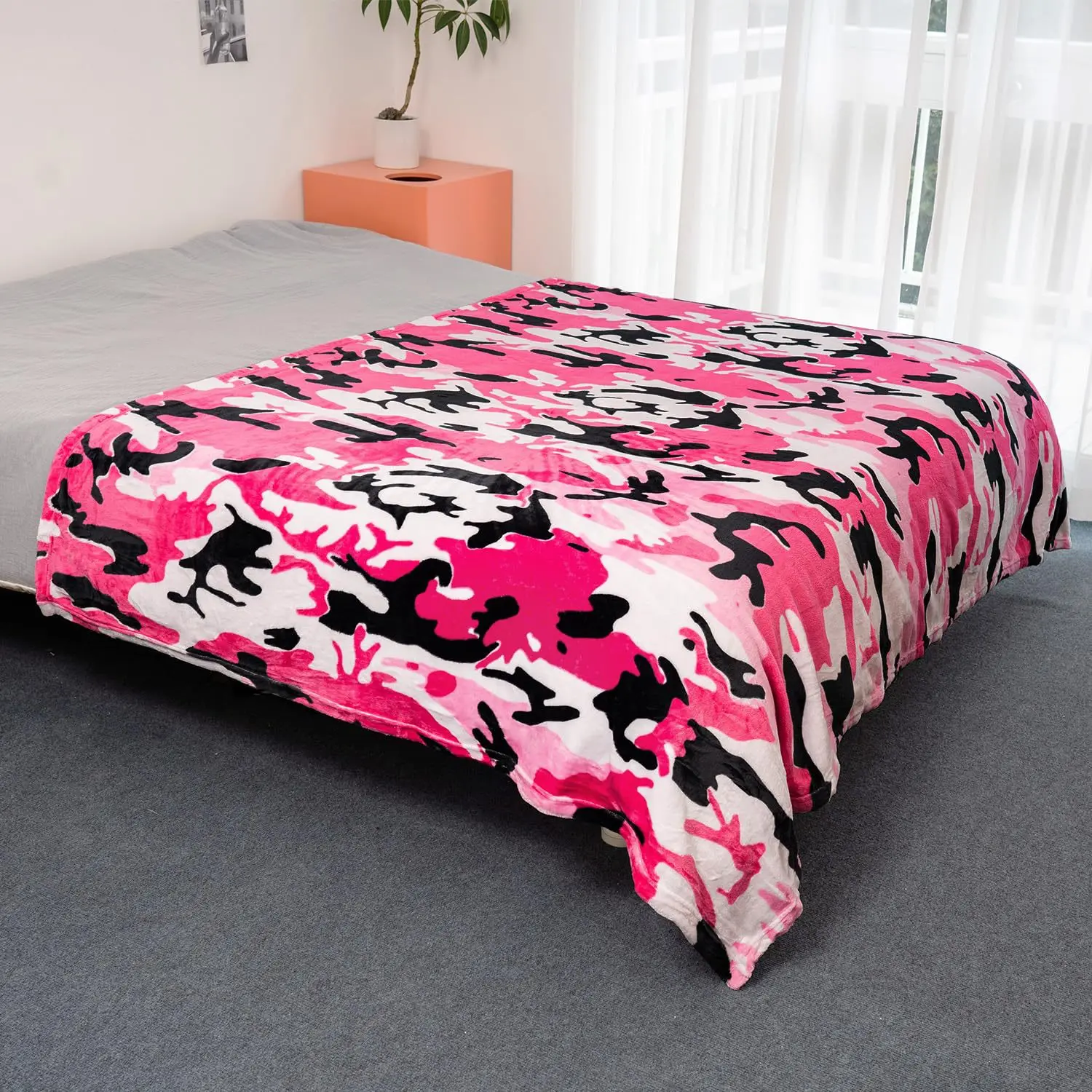 Camouflage pattern digital-printed polyester Bedroom velvet flannel soft sofa cover blanket Fleece soft cover blankets for beds