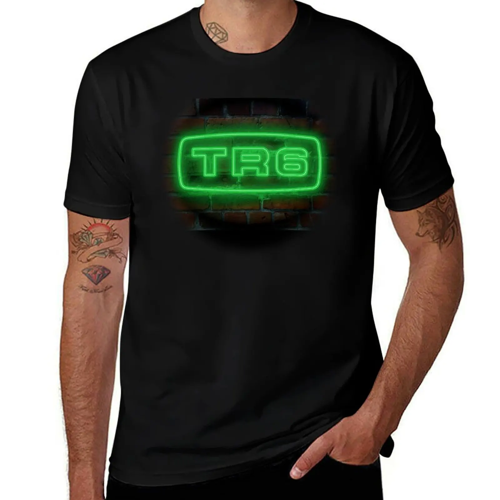 

Triumph TR6 classic car emblem neon T-Shirt Aesthetic clothing valentines clothes Men's t-shirt