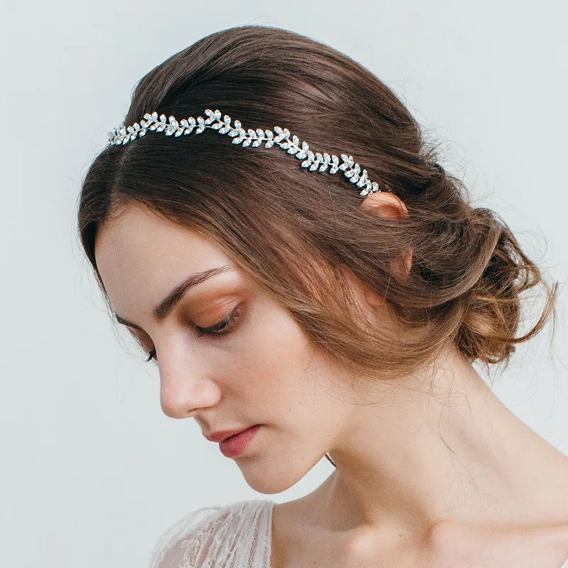 

Gold Plated hair chain women's simple retro bridal wedding headgear high-end fashion rhinestone plug comb